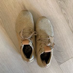 New Balance Fresh Foam Sneakers